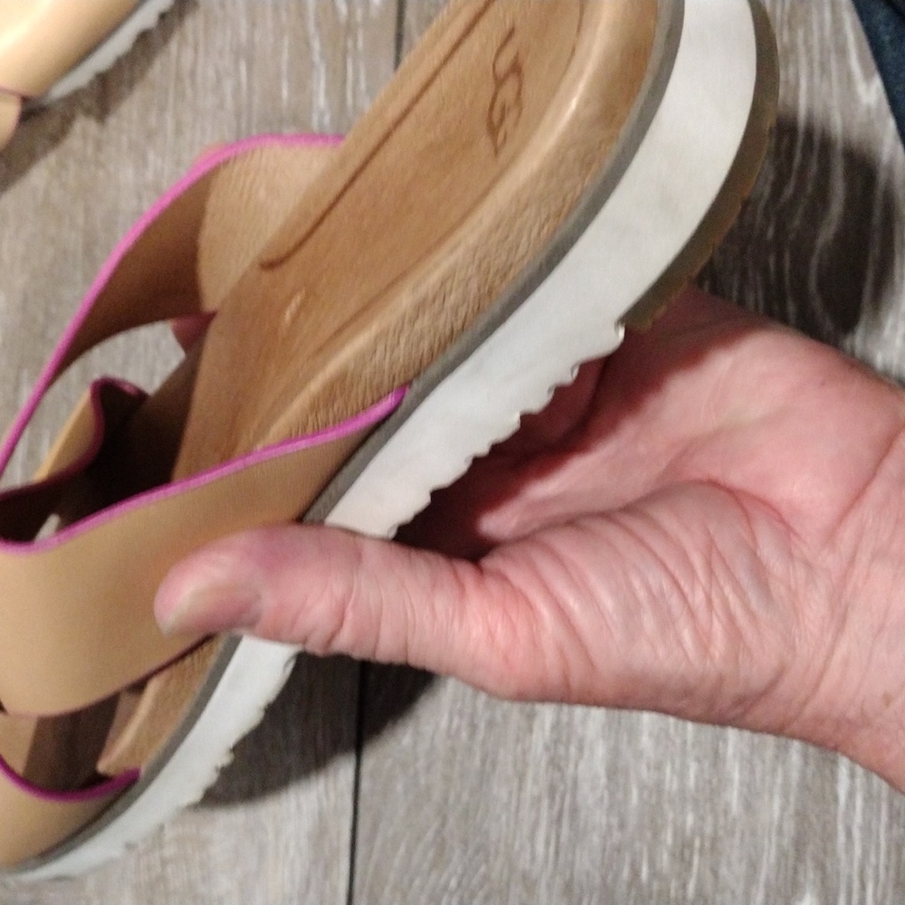 UGG womens light tan leather sandals with purple trim. Size 9 - Picture 7 of 14